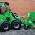 Avant 640 with Collecting Mower 1500