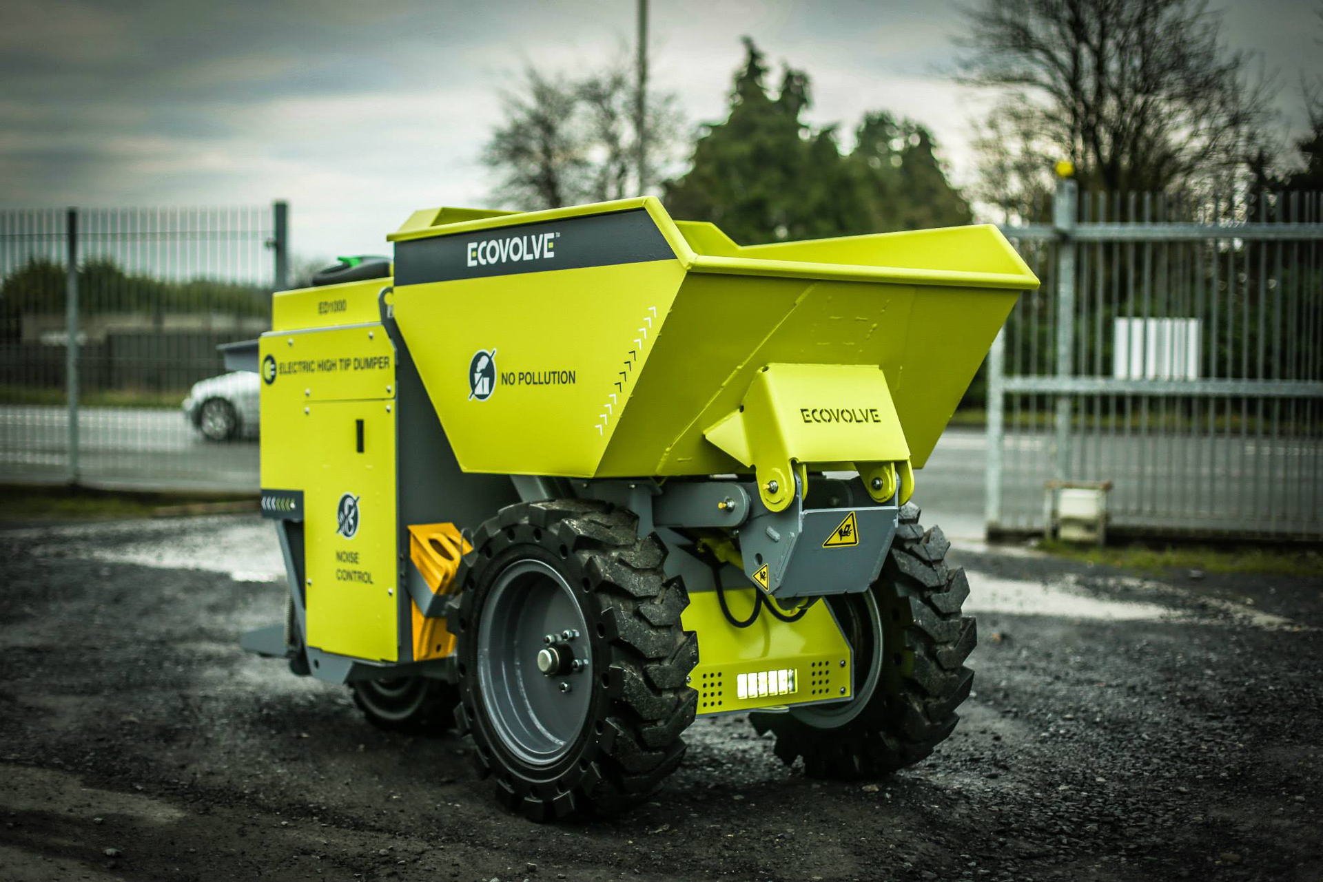 McLaren EcoVolve Tire 1 55f1908aa5e39