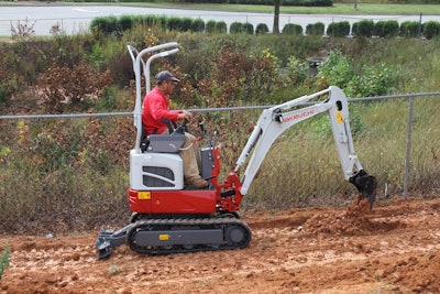 Takeuchi TB210R right 566715301c469