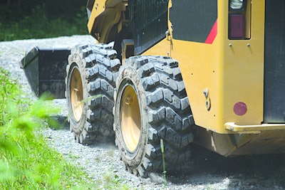 For most mixed to hard surface applications and those leaning toward that spectrum, you will want to use a non-directional tread pattern, such as on Camso’s SKS tire. This pattern typically features a higher lug-to-void ratio.