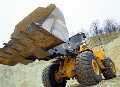 To gain a better understanding of jobsite conditions, and tire requirements, many dealers offer site evaluations via tracking units mounted to the machine.