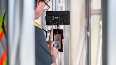 Multivista 3 D Imagesby Multivista