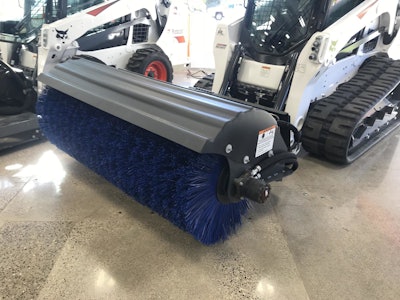 Poly wafers will have maximum flick action, while wire wafers will have more abrasive power, and the combo wafer gives you the best of both.