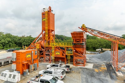The RexCon Model S Portable Paving Batch Plant was designed with pin-connected modular sections for fast installation at the jobsite. It is able to produce up to 35 loads per hour with a RexCon tilt mixer and 55 loads per hour when also using the RexCon Horizontal Mixer.