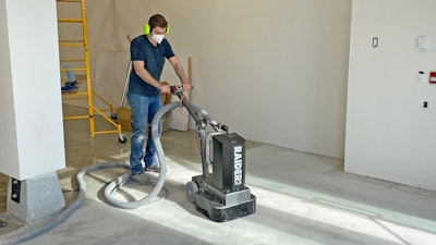 Xl5 Raider In Use