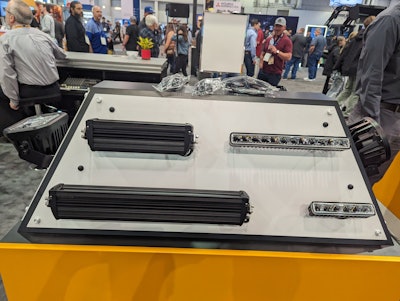 Pxl 20230314 185304381