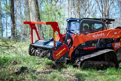 Designed to accommodate loaders with 20-50 gpm, the forestry mulcher is equipped with a CUT CONTROL rotor and a variable torque motor featuring M-BOOST technology.