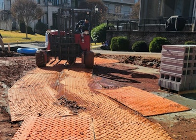 EZG Hogtrax Ground Protection Mats are engineered for large equipment use. Crafted with thermoplastic, EZG Outrigger Pads resist water and chemicals, promoting durability in challenging environments.