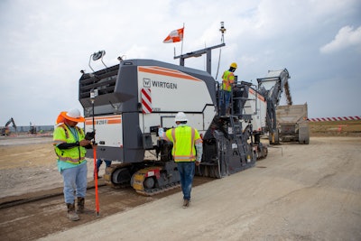 Trimble Roadworks for Mills and Cold Planers runs on an Android operating system and enables operators to control cutting depth of the mill or cold planer, according to project design.