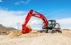 Equipped with a 108-gallon fuel tank, the 260 X4S has a maximum dig depth of 22 ft., 8 in.