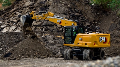 The versatility of wheeled excavators include boom and undercarriage offerings and operating on finished surfaces with minimum risk of damage.