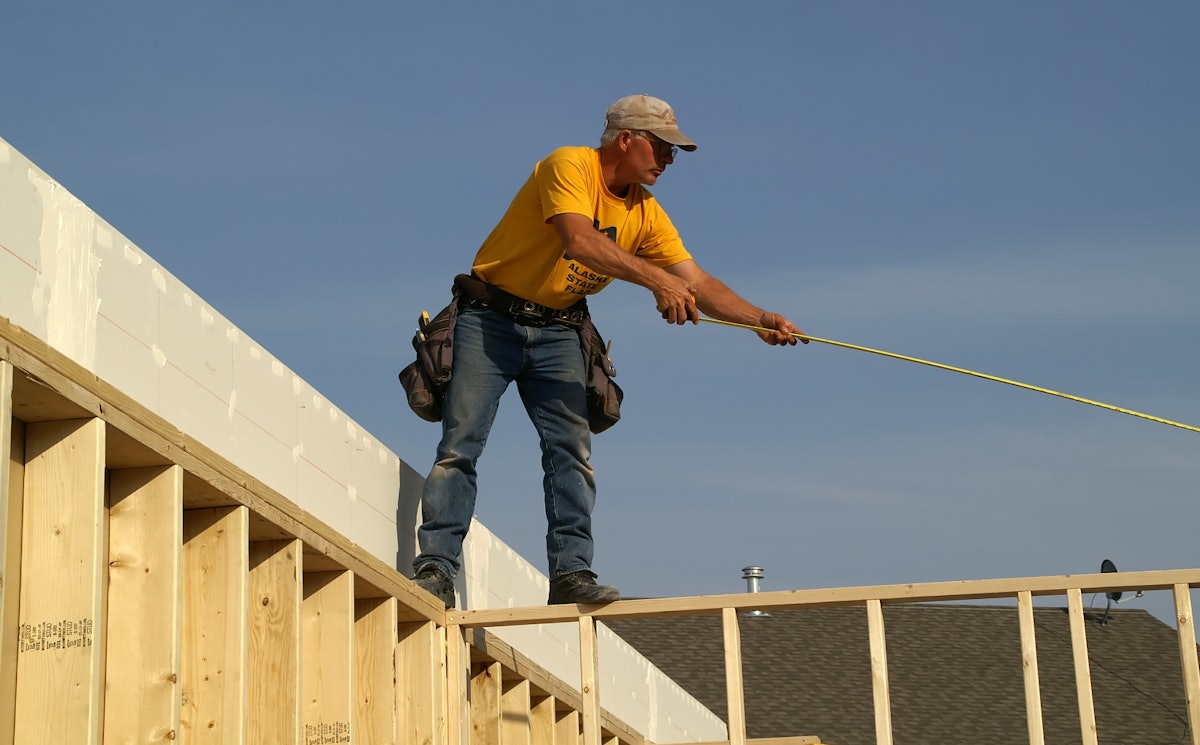 Construction Work Shirt for Hot Weather Cotton vs. Polyester IRONPROS
