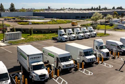 Mar 19 Penske Key Visual Hitachi And Penske Launch Large Scale Electric Truck Charging Pilot Fnl 64 25