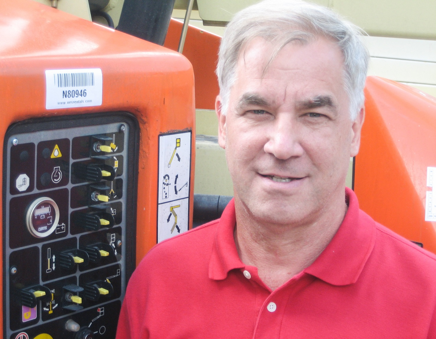 Tony Groat Edited 5b57430ec070e[1] Headshot