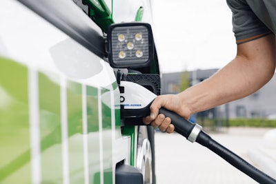 Volvo Trucks S7 A8271