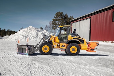 If a filter includes a drainage bowl, operators should drain it nightly to prevent the water from freezing and cracking the bowl.