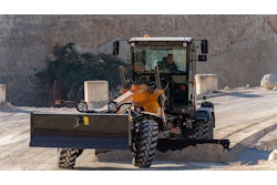 Case Launches D Series Graders 04