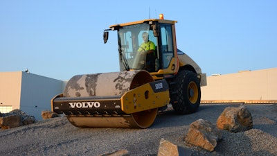 Embargo Volvo Sd125 Soil Compactor Hero