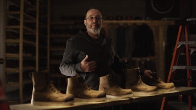 Slx 00 27 50 13 still004