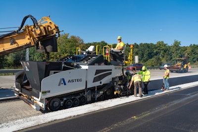 Astec Roadtec Rp 195 Paver 65ca3004ad37d