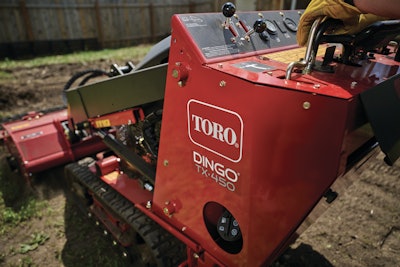 Toro Dingo 1
