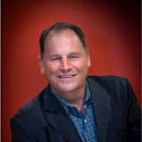 Tito Warren Headshot