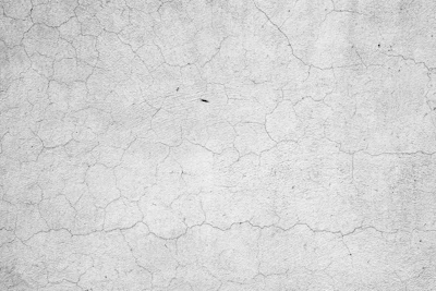 Reduced bleeding in PLC mixes can lead to surface crusting, where the top dries faster than the underlying concrete—creating risk for cracking and delamination.